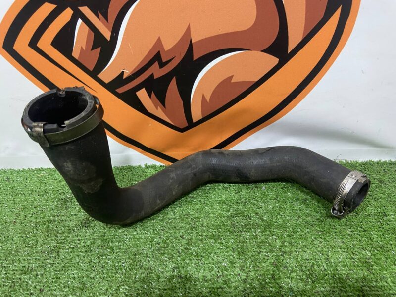 LR056250 Intercooler Hose 3.0TD H-Joint, Intake, With Clamps Range Rover Sport L494 (2014-2022) Used cost 30 € in stock 2 pcs.