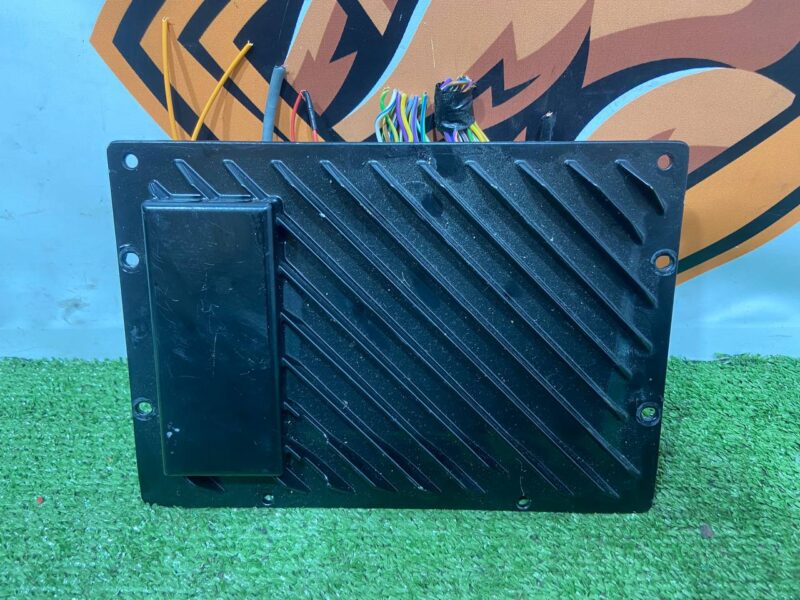 LR059979 Sound Amplifier 600W Range Rover Sport L320 (2005-2013) Used cost 220 € in stock 1 pcs.