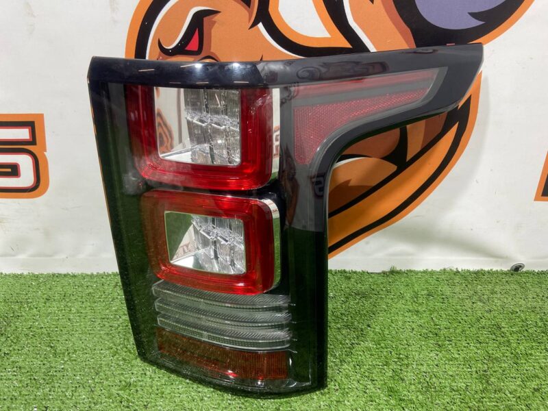 LR061659 Rear Right Range Rover L405 (2013-2021) used - Image 12