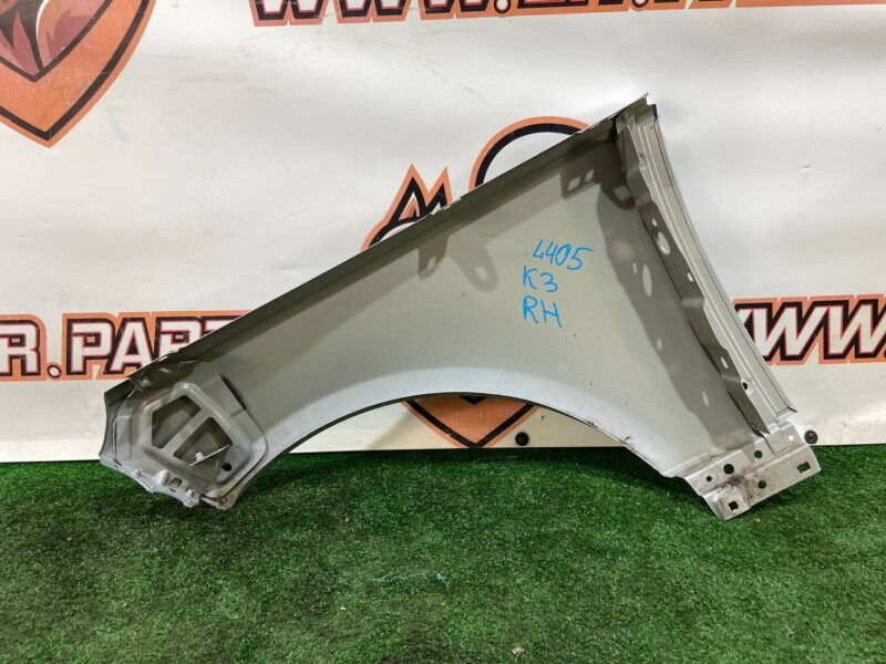LR061808 Front right wing Range Rover L405 (2013-2021) Used - Image 15