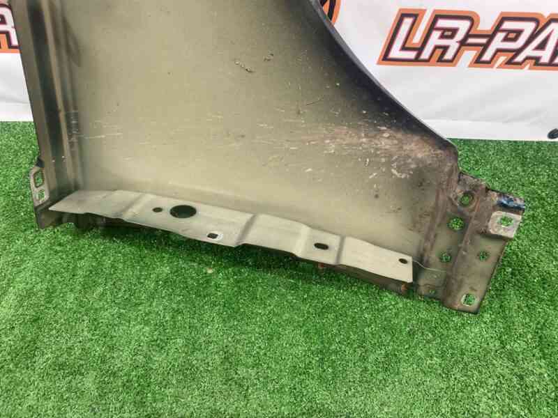 LR061809 Front left wing Range Rover L405 (2013-2021) Used cost 400 € in stock 6 pcs.