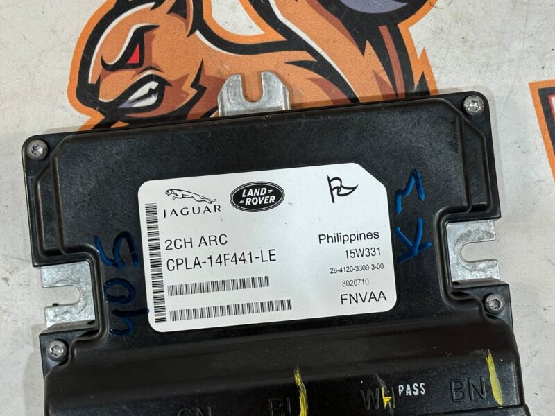 LR061886 Control module for the active stabilization system Range Rover L405 (2013-2021) Used cost 110 € in stock 1 pcs.