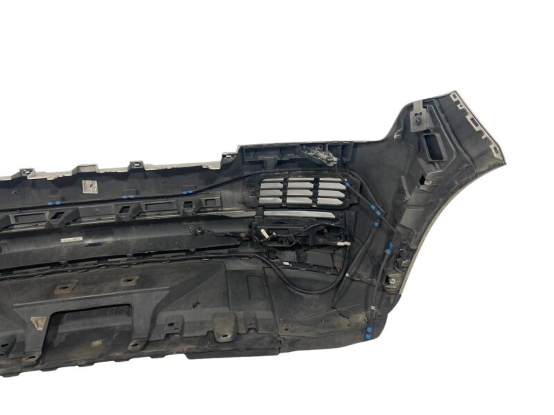 LR064624 Front bumper assembly Range Rover L405 (2013-2021) Used - Image 16