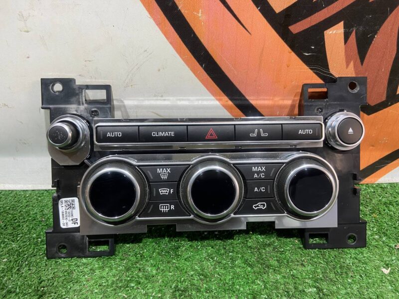 LR067187 Range Rover L405 (2013-2021) Furnace Control Unit Used cost 170 € in stock 2 pcs.