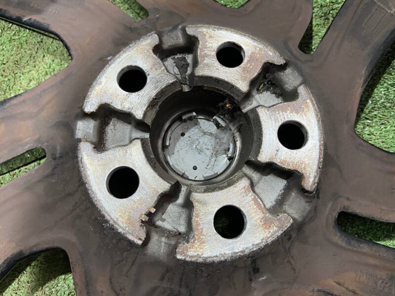 LR074095 Wheels R20 Land Rover Discovery Sport L550 8Jx20CHx45 Used cost 200 € in stock 4 pcs.
