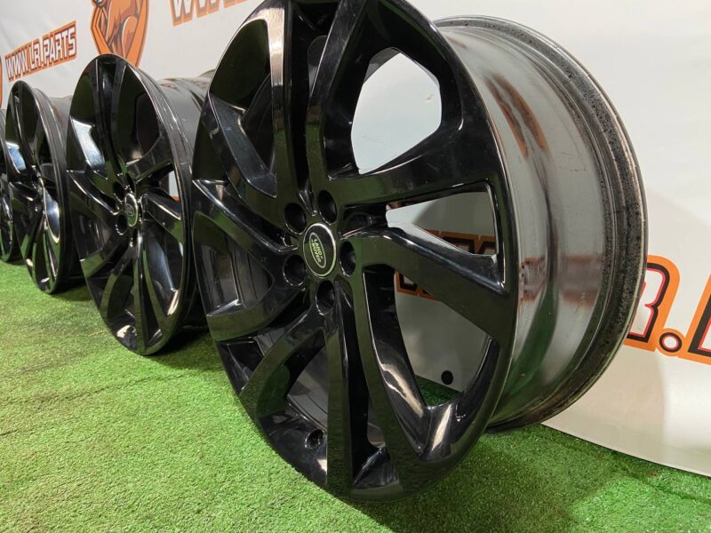 LR074095 Wheels R20 Land Rover Discovery Sport L550 8Jx20CHx45 Used cost 200 € in stock 4 pcs.