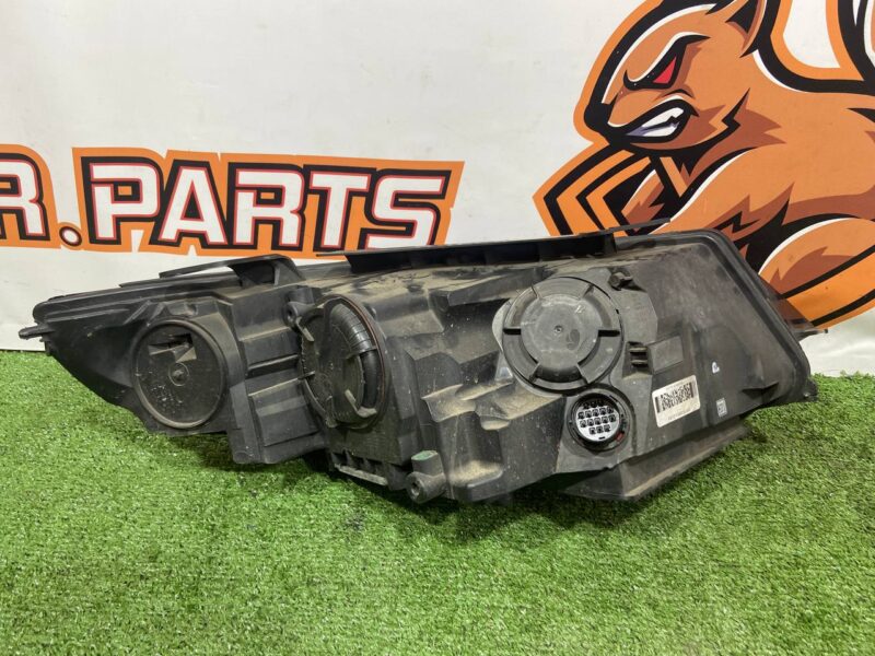 LR076143 Headlight left Bi-xenon not adaptive Land Rover Discovery Sport L550 (2015-) Used - Image 22