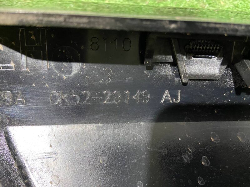LR076491 Rear left strut cover Range Rover L405 (2013-2021) Used cost 50 € in stock 1 pcs.