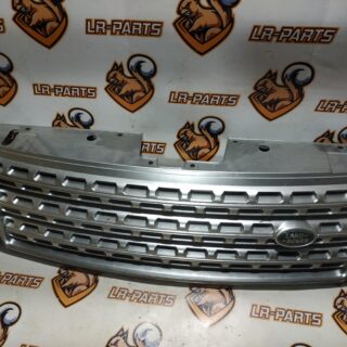 LR077427 Radiator Grille Range Rover L405 (2013-2021) Used cost 160 € in stock 1 pcs.
