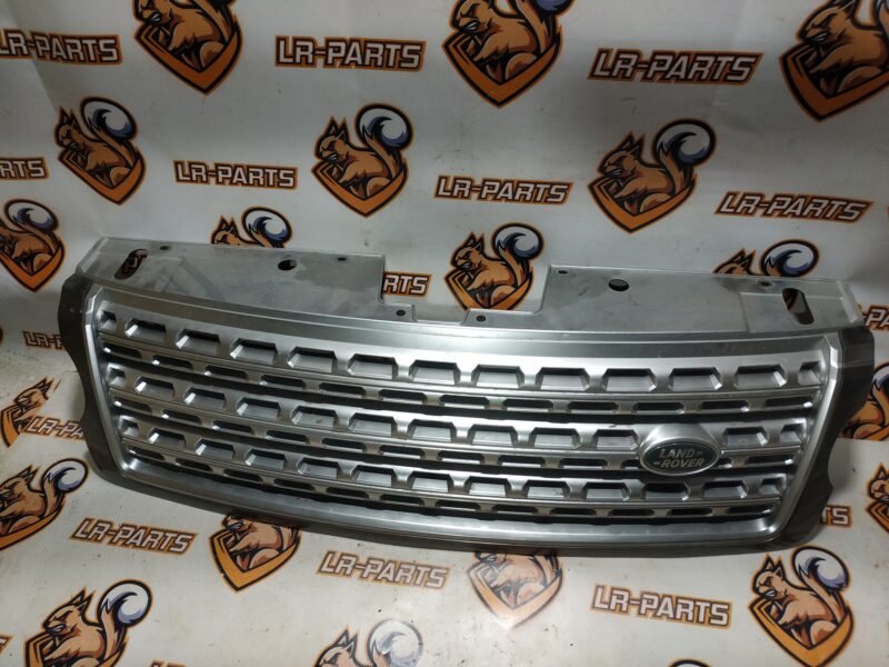 LR077427 Radiator Grille Range Rover L405 (2013-2021) Used cost 160 € in stock 1 pcs.