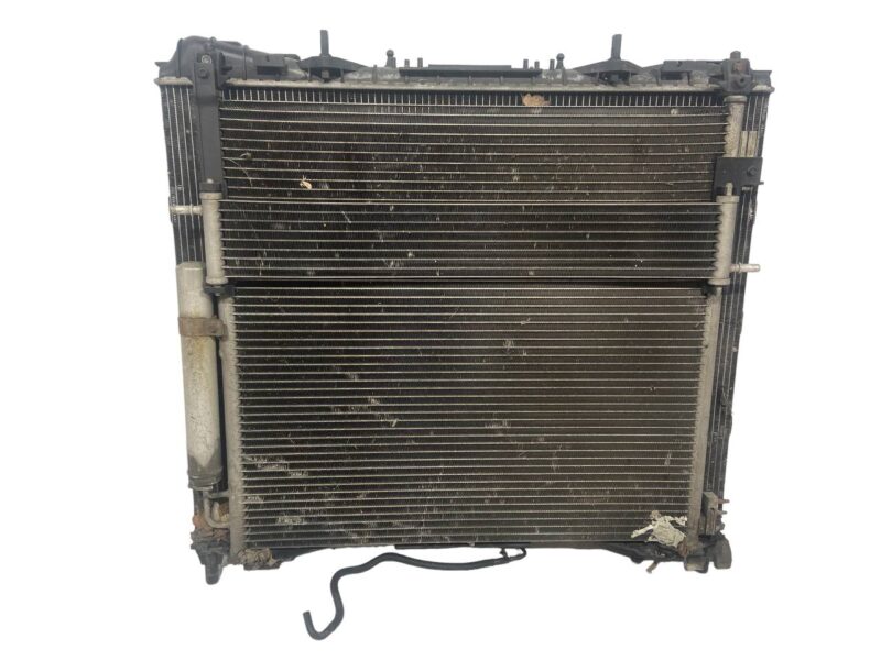 LR084439 Radiator cassette 3.0D 4.4D Range Rover L405 (2013-2021) Used cost 700 € in stock 1 pcs.