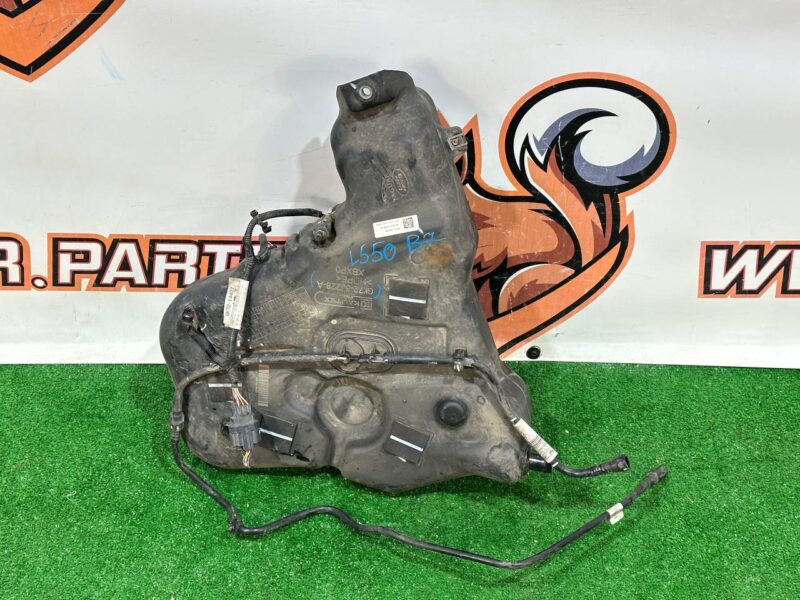 LR084676 AdBlue Urea Tank Land Rover Discovery Sport L550 (2015-) Used cost 350 € in stock 1 pcs.