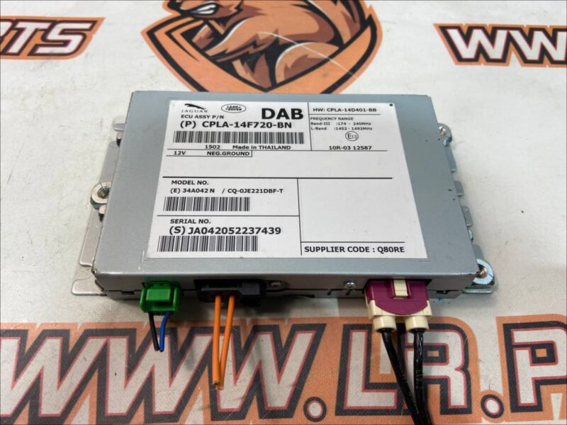 LR085469 Range Rover Sport L494 Radio Receiver Unit (2014-2022) Used cost 300 € in stock 2 pcs.