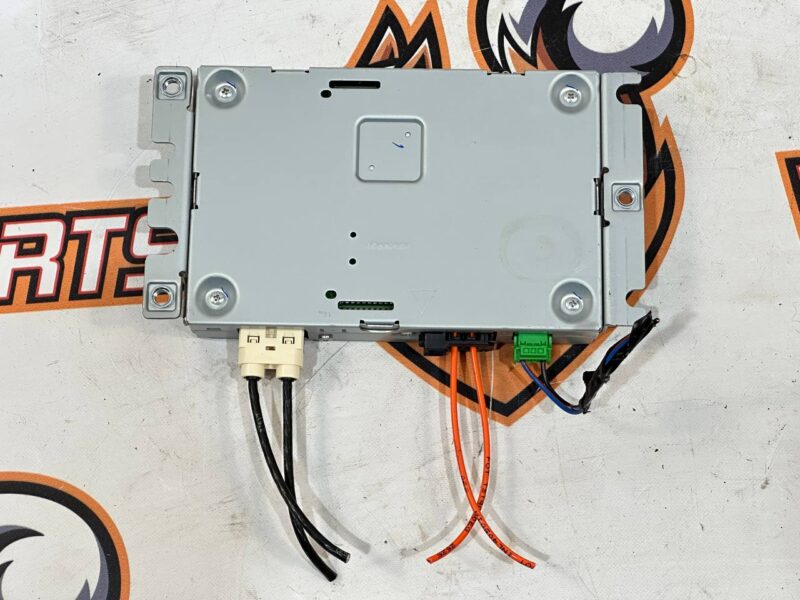 LR085469 Range Rover Sport L494 Radio Receiver Unit (2014-2022) Used cost 300 € in stock 2 pcs.