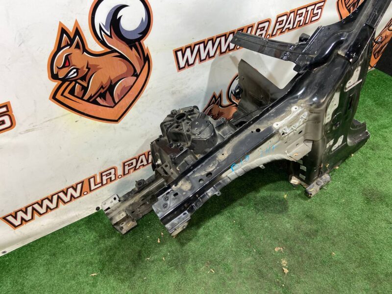 LR091296 Quarter car Front left Range Rover Velar L560 (2018-) Used - Image 13