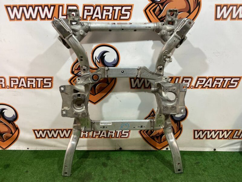 LR096500 Front suspension beam Range Rover Sport L494 Rest Used cost 1 100 € in stock 2 pcs.