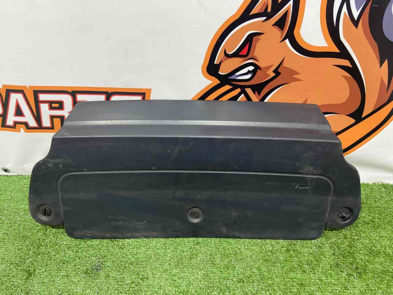 LR108920 Rear Bumper Cover Range Rover L405 (2013-2021) Used cost 40 € in stock 1 pcs.