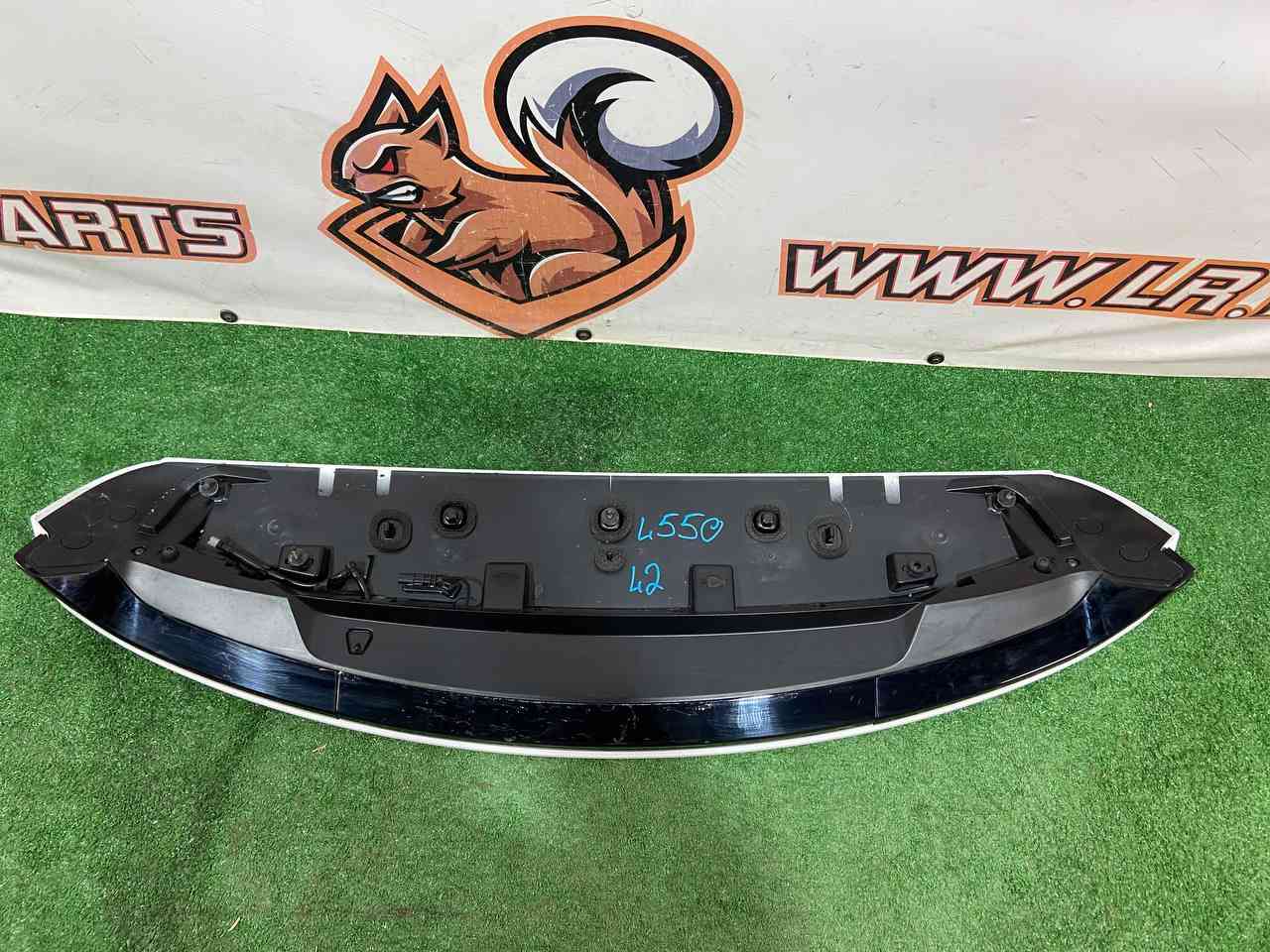 LR123678 Spoiler Land Rover Discovery Sport L550 (2015-) Used cost 230 € in stock 1 pcs.