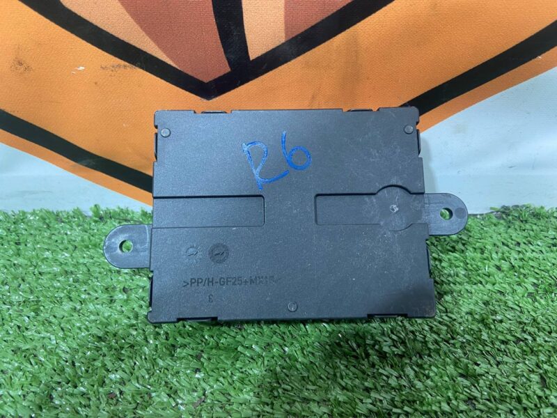 T2H46151 Driver's door control unit Jaguar F-Pace X761 (2017-) USED cost  € in stock 1 pcs.