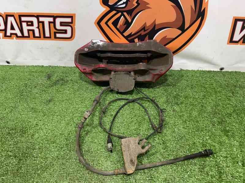 LR139244 Caliper front left red Range Rover Sport L494 (2014-2022) used cost 400 € in stock 1 pcs.