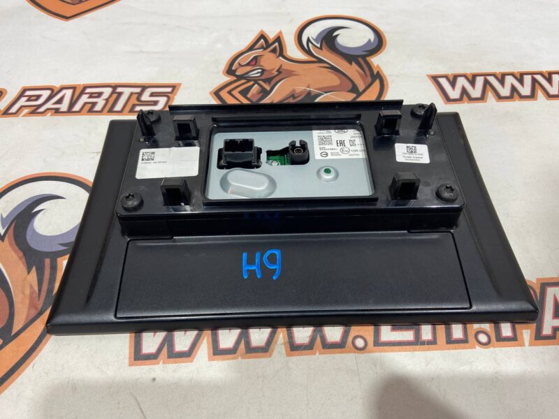 T2H42943 Touchscreen display Jaguar F-Pace X761 (2017-) used cost 700 € in stock 3 pcs.