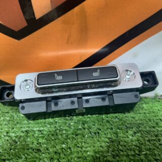 T4K2443 Rear seat switch unit Jaguar I-Pace X590 (2018-) USED cost 92 € in stock 5 pcs.