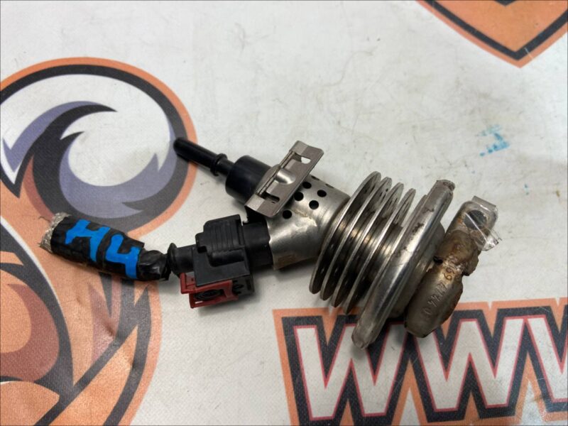 C2D28660 adblue injector Jaguar XF X260 (2015-) Used cost 100 € in stock 3 pcs.