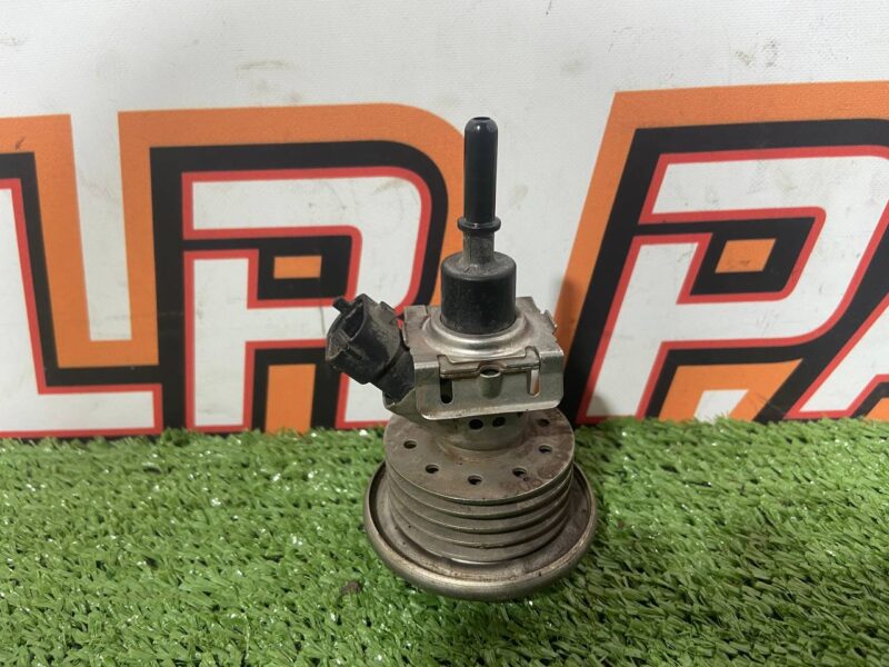 C2D28660 adblue injector Jaguar XF X260 (2015-) Used cost 100 € in stock 3 pcs.