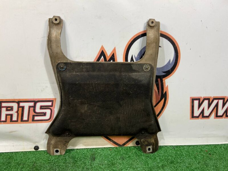 LR033166 Gearbox protection RANGE ROVER L405 13- Used cost 85 € in stock 1 pcs.