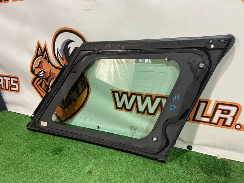 LR034328 Glass in the body side left Range Rover L405 (2013-2021) Used cost 150 € in stock 1 pcs.