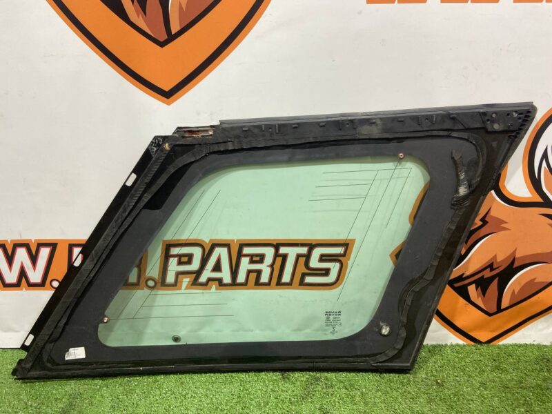 LR034328 Glass in the body side left Range Rover L405 (2013-2021) Used cost 150 € in stock 1 pcs.
