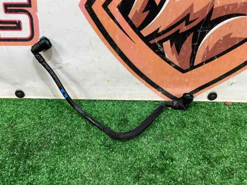 LR035634 Fuel cooler tube Range Rover L405 (2013-2021) used cost 15 € in stock 1 pcs.