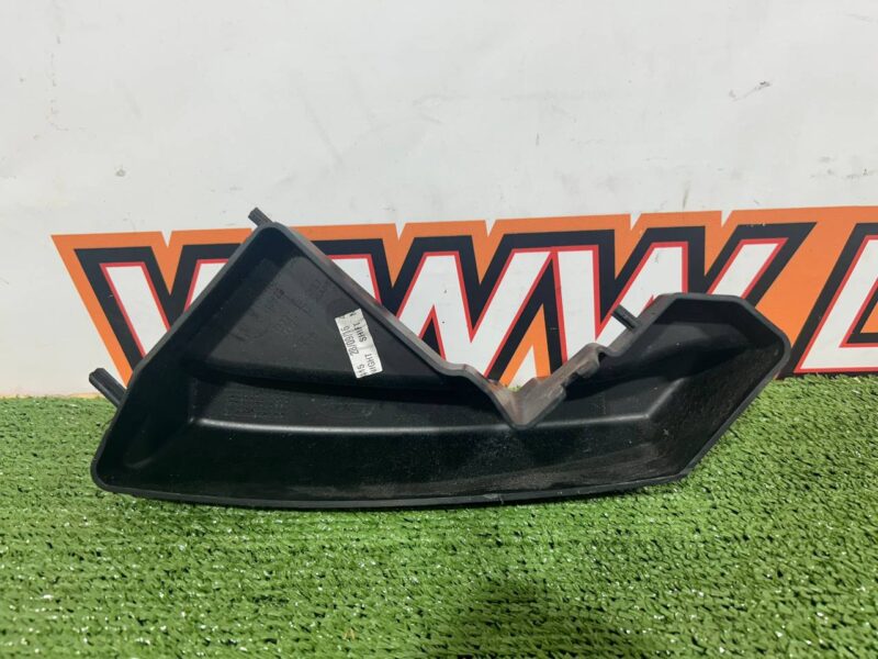 LR036189 Front bumper right bracket Range Rover Evoque L538 (2012-2018) Used cost 17 € in stock 1 pcs.