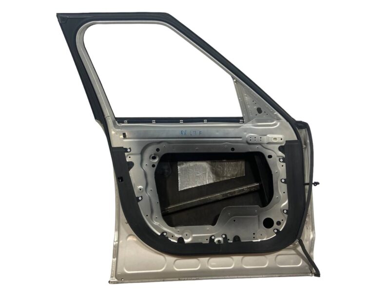 LR036400 Front left door Range Rover L405 (2013-2021) Used - Image 19