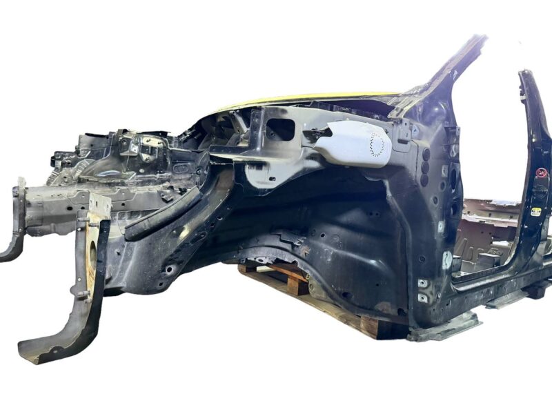 LR044029 Quarter car front left Range Rover Evoque L538 (2012-2018) Used cost 500 € in stock 1 pcs.