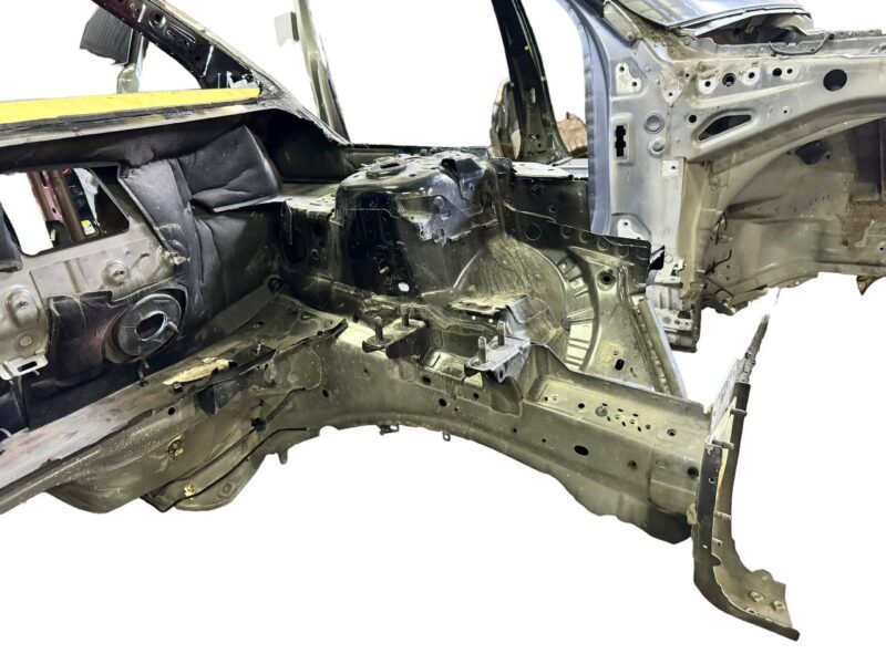 LR044029 Quarter car front left Range Rover Evoque L538 (2012-2018) Used cost 500 € in stock 1 pcs.