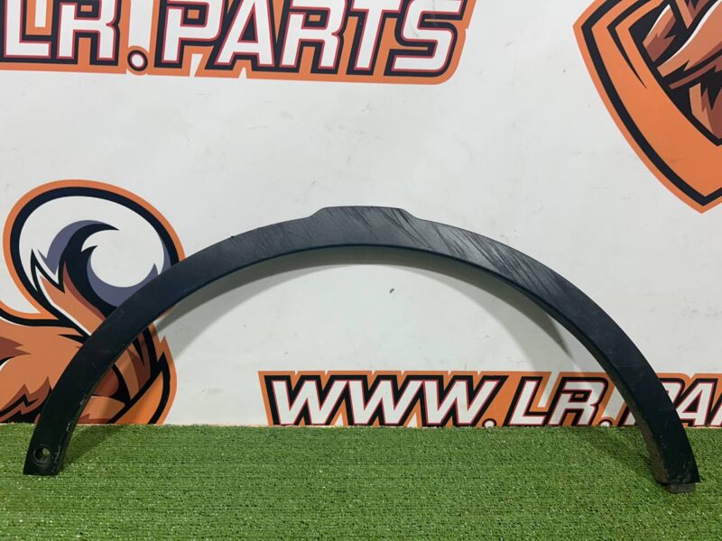 LR044280 Front left arch trim Range Rover Evoque L538 (2012-2018) Used cost  € in stock 1 pcs.