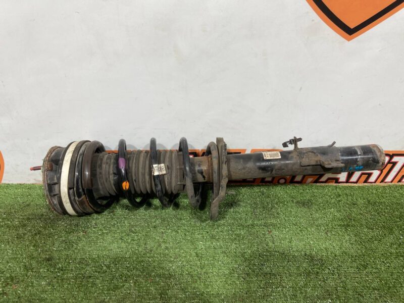 LR044681 Rear shock absorber without magnetic system left RANGE ROVER EVOQUE (L538) 2011-2018 Used cost 150 € in stock 2 pcs.