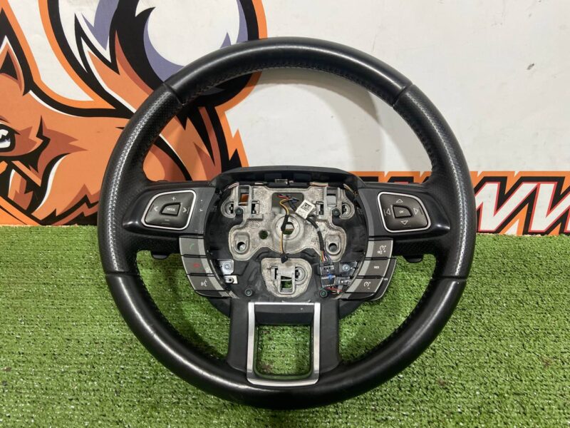 LR047924 Steering wheel under AIR BAG with buttons Range Rover Evoque L538 (2012-2018) Used cost 95 € in stock 1 pcs.