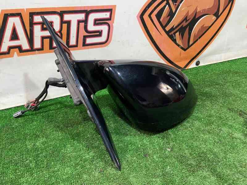 LR048965 Right outside mirror complete 16 pin + camera + blind spots Range Rover L405 (2013-2021) Used cost 650 € in stock 1 pcs.