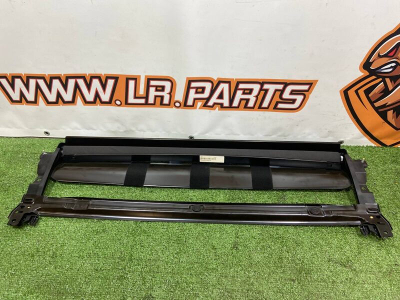 LR054339 Sunroof blinds RANGE ROVER SPORT (L494) 2013- Used cost 285 € in stock 1 pcs.