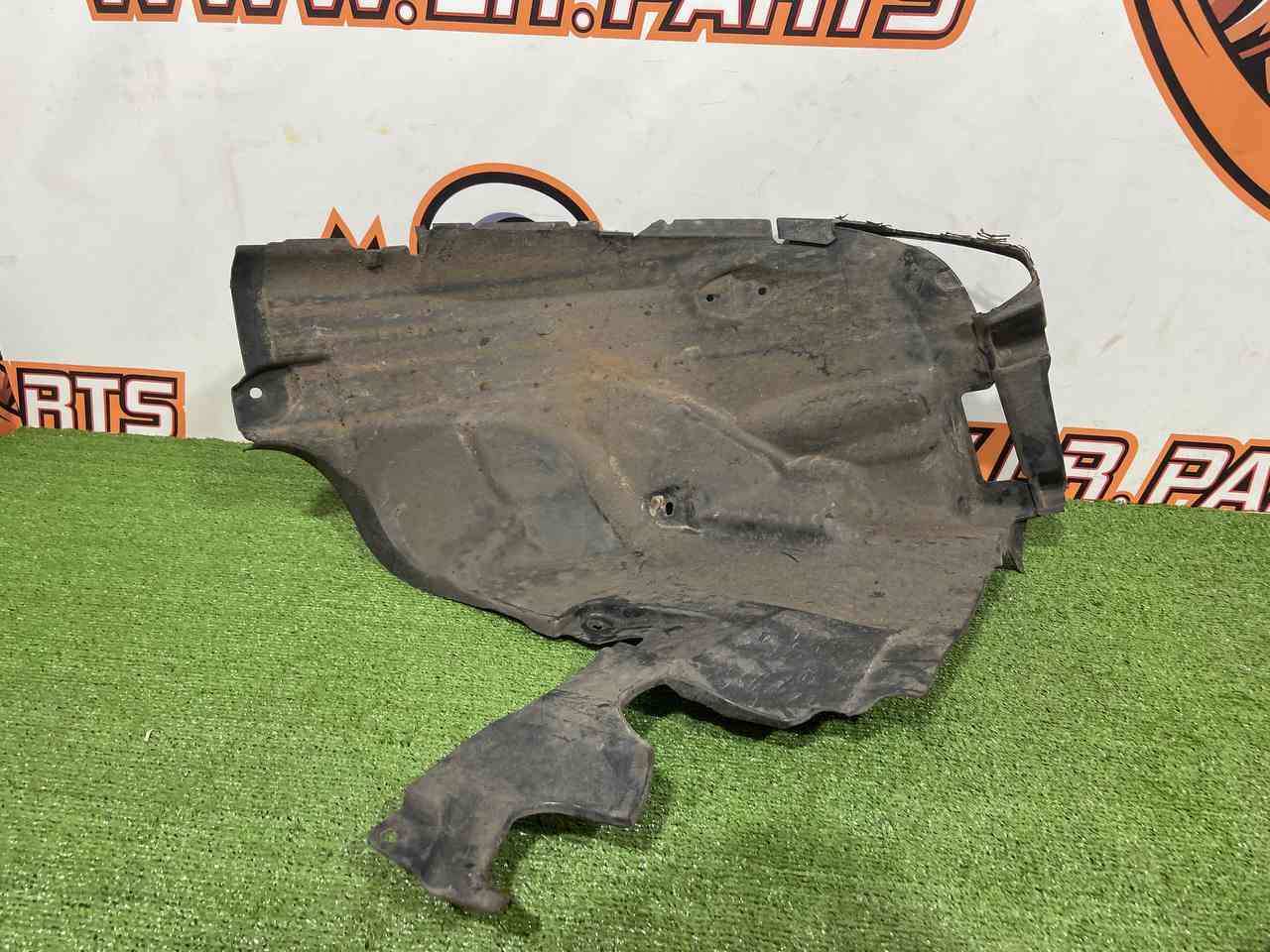 LR069695 Front right fender (front part) Range Rover Evoque L538 (2012-2018) Used cost 135 € in stock 1 pcs.