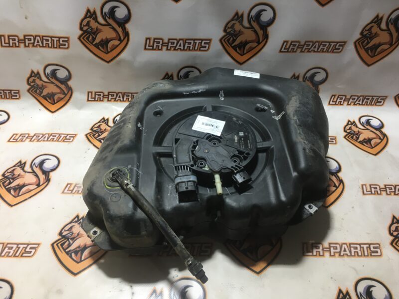 LR071754 Fuel tank plastic Range Rover Evoque L538 (2012-2018) Used cost 280 € in stock 1 pcs.