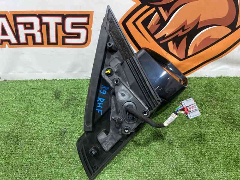 LR072952 Outside right mirror assembly Land Rover Discovery Sport L550 (2015-) Used cost 500 € in stock 1 pcs.