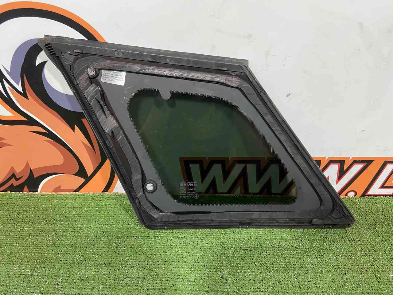 LR073285 Glass in the body side right rear Range Rover Evoque L538 (2012-2018) Used cost 100 € in stock 1 pcs.