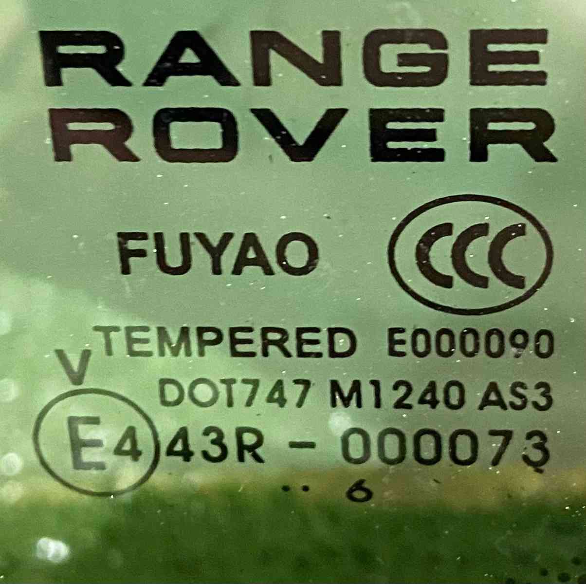 LR073285 Glass in the body side right rear Range Rover Evoque L538 (2012-2018) Used cost 100 € in stock 1 pcs.