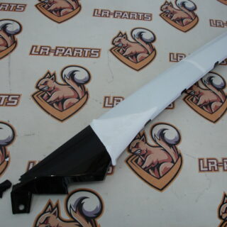 LR077218 Windshield pillar trim left Range Rover Evoque L538 (2012-2018) Used cost 25 € in stock 1 pcs.