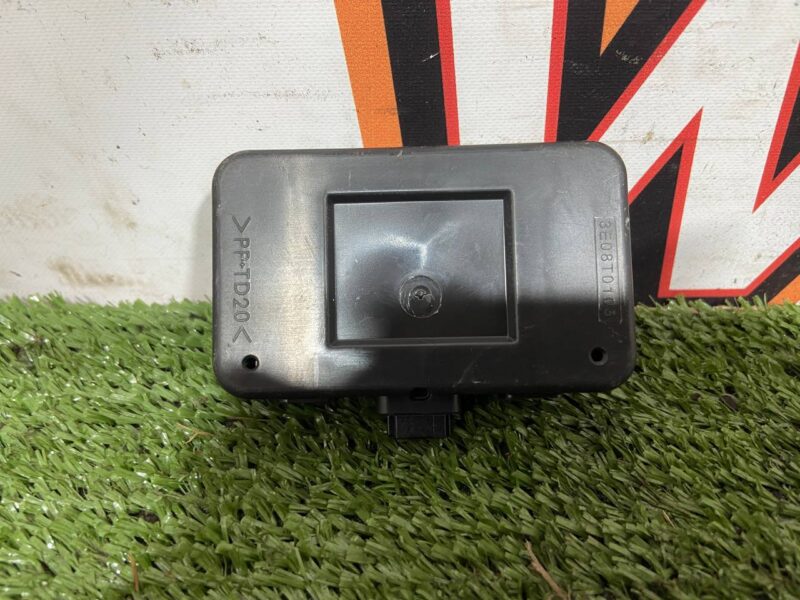 LR080282 Transceiver Land Rover Discovery 5 L462 (2017-) used cost 15 € in stock 1 pcs.