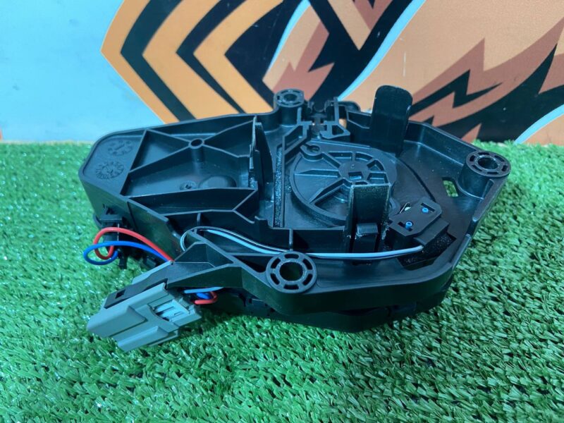 LR081964 Electric lift rear door kit Range Rover Evoque L538 (2012-2018) Used - Image 15