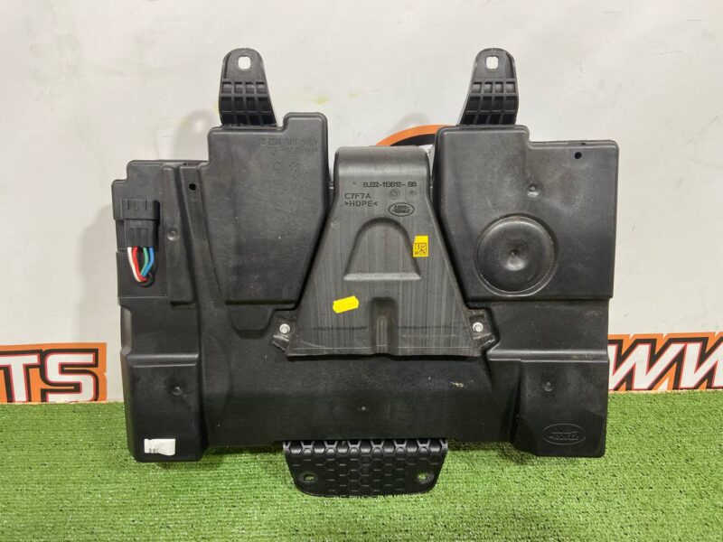LR081969 Subwoofer Range Rover Evoque L538 (2012-2018) Used cost 150 € in stock 2 pcs.